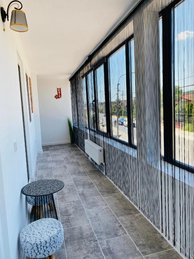 Four Rooms Curtea de Argeş Exterior foto
